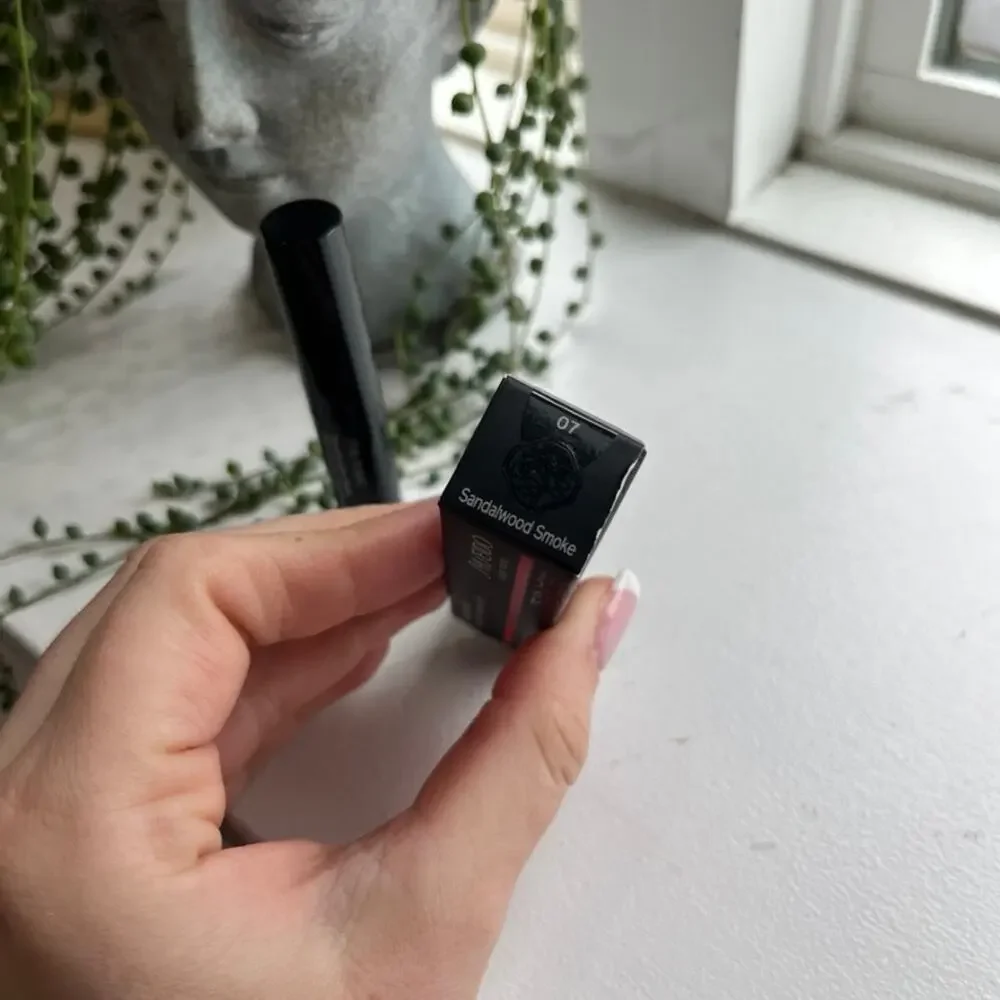 NEW Shiseido ShadowGel Stick in Sandalwood Smoke Brown